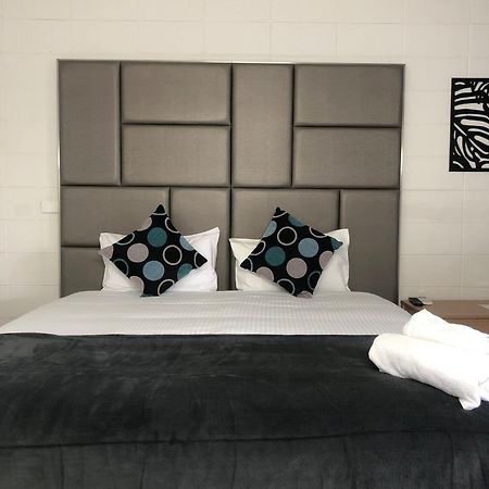 Gladstone Cbd Motel 外观 照片