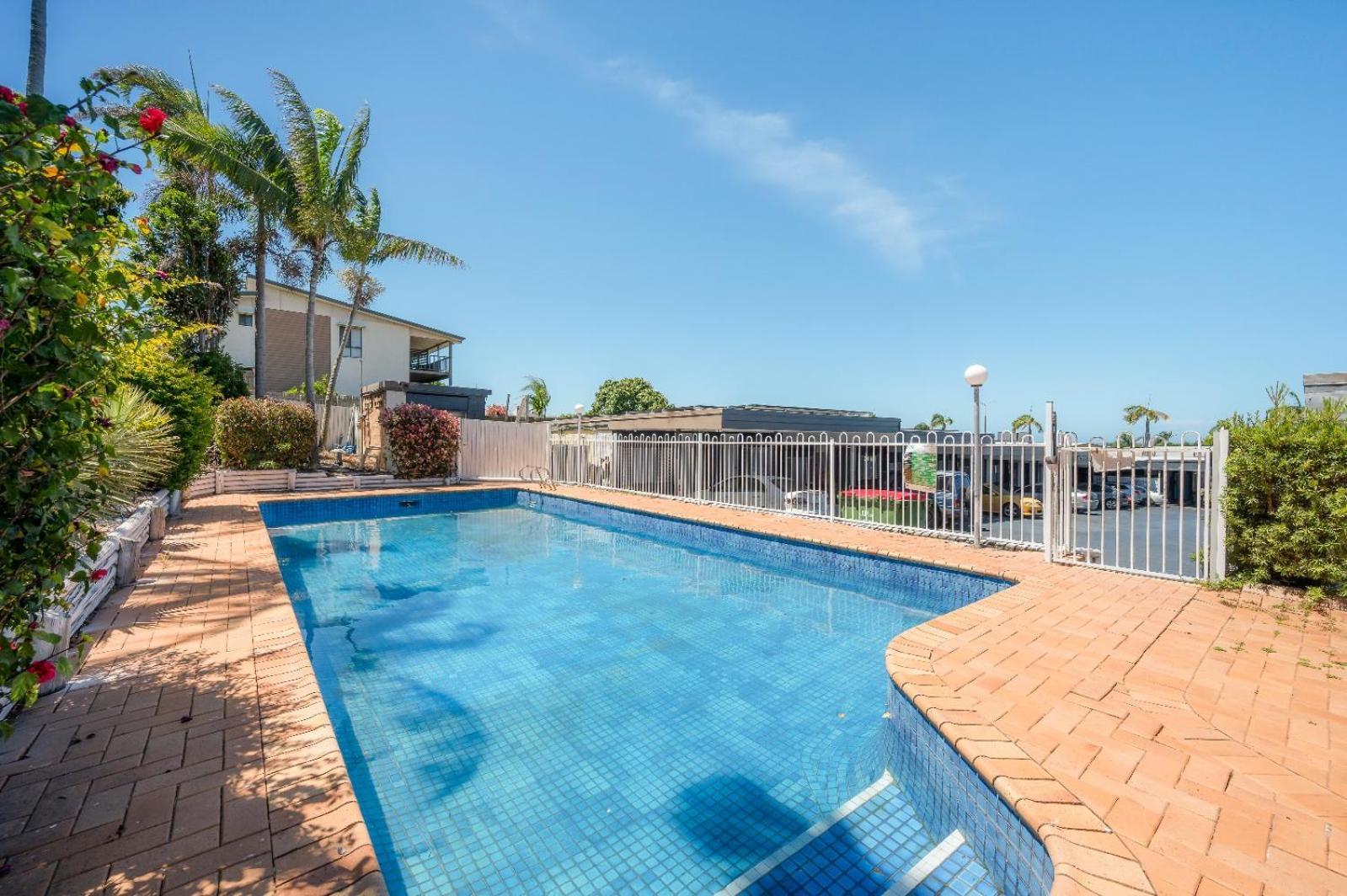 Gladstone Cbd Motel 外观 照片