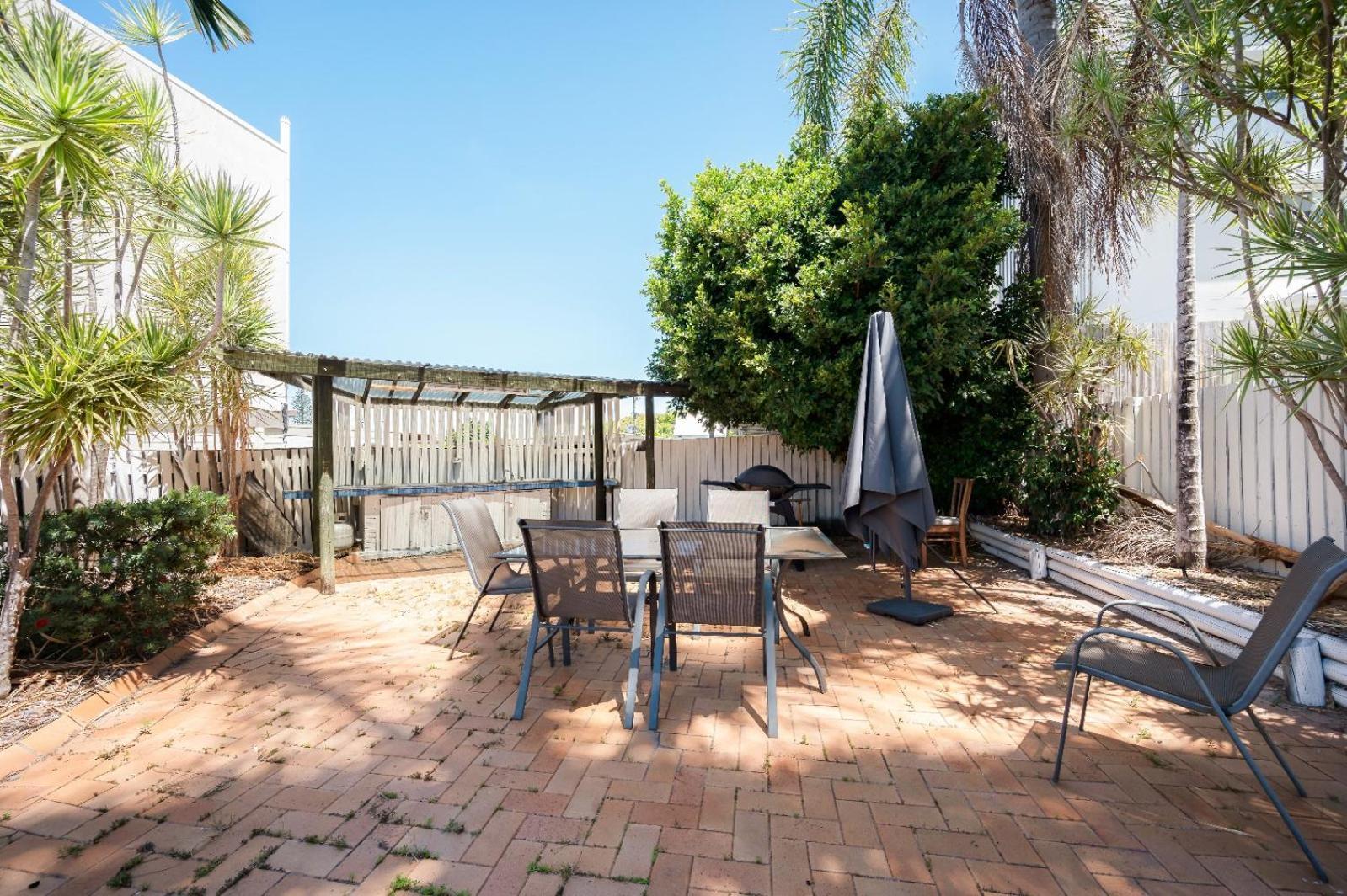 Gladstone Cbd Motel 外观 照片