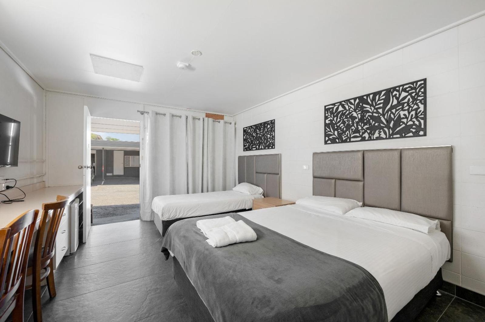 Gladstone Cbd Motel 外观 照片