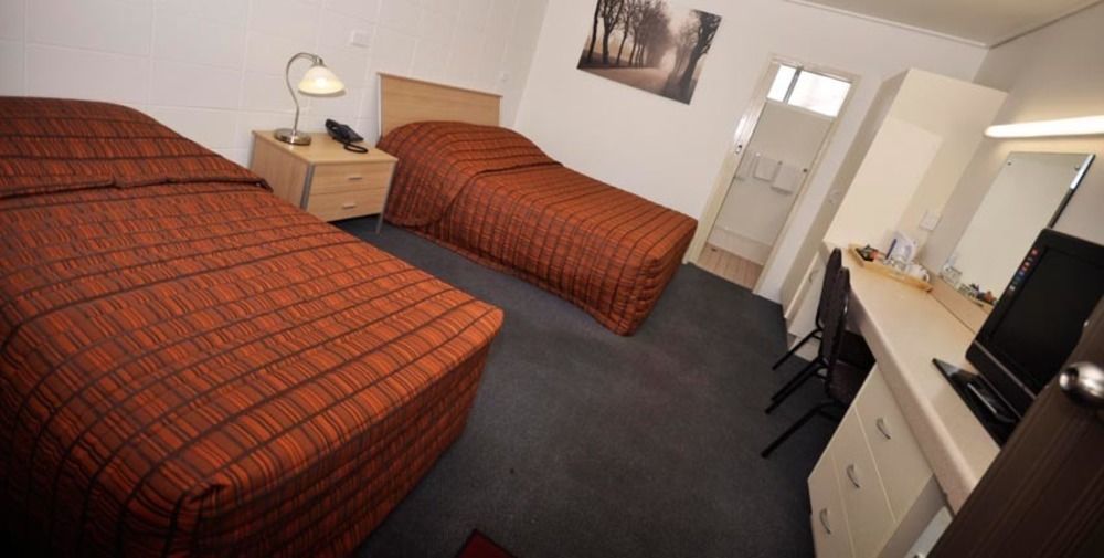 Gladstone Cbd Motel 外观 照片